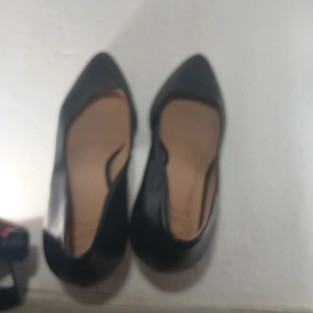 INC Zitah Pumps 7.5M Navy Blue Leather Pointed Toe Stiletto Professional Office